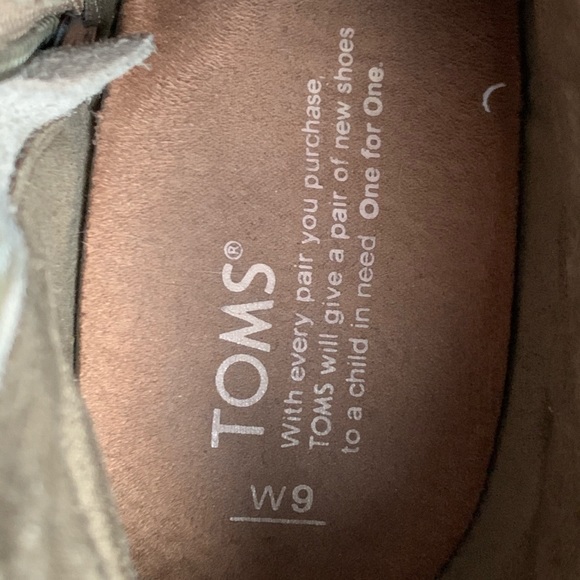 TOMS Suede Booties - Picture 2 of 4
